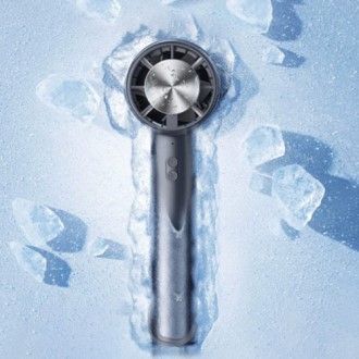 Ŭ���� ������ 3�� ���� �ð� �̴� ��ǳ��